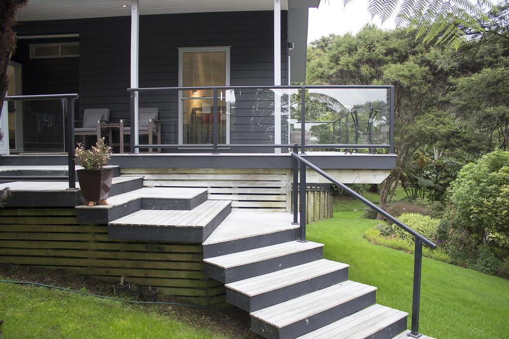River Retreat Haruru Exterior photo