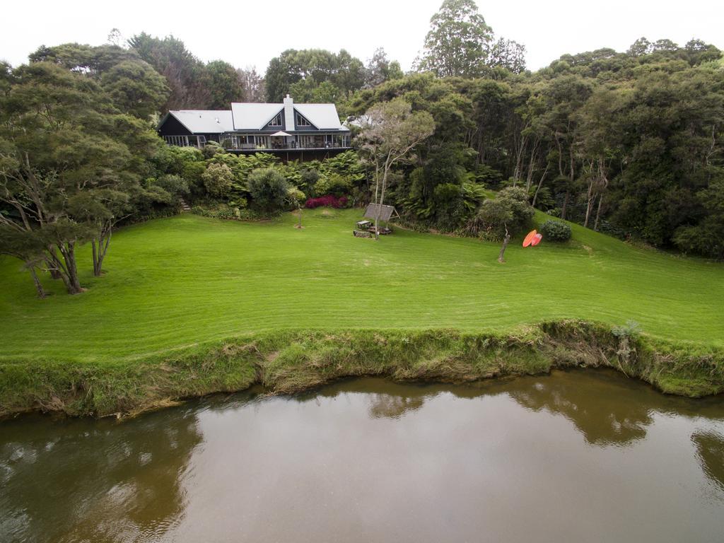 River Retreat Haruru Exterior photo